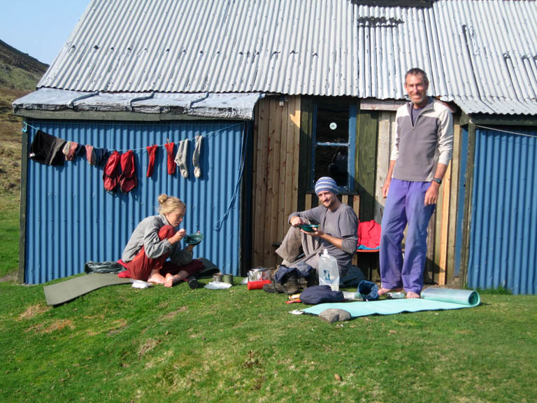 07 Bothy visitors