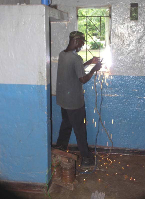 02 The welder at work