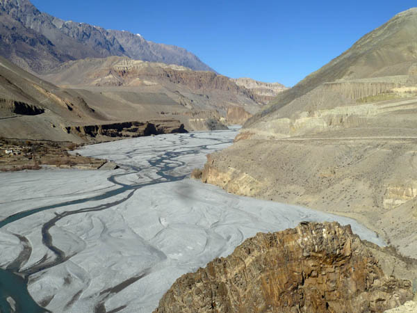 12 The desert of Upper Mustang