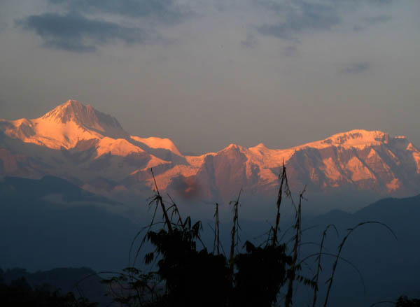 03 Annapurna III (left) and Annapurna IV and II (right)