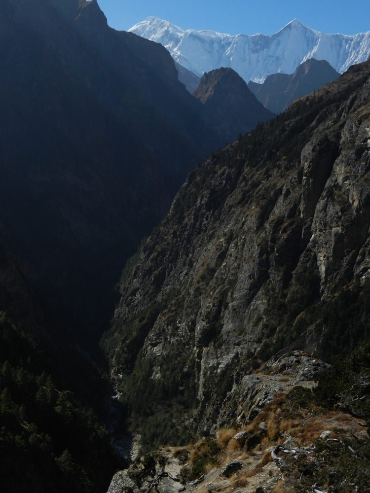 04 The Naar chasm looking back to Koto