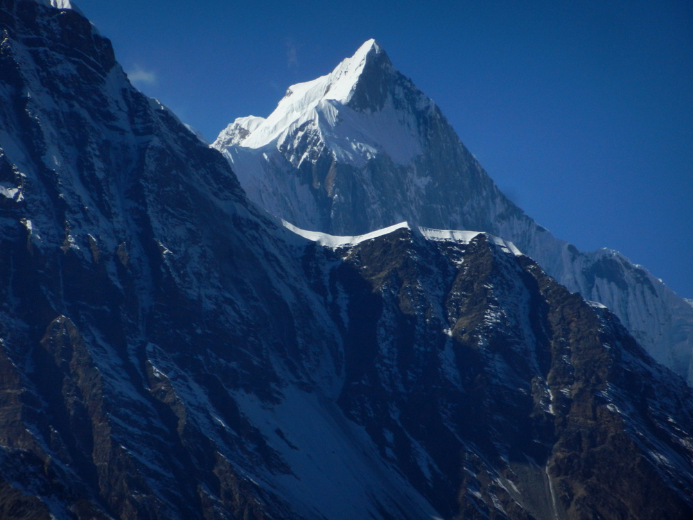 08 Annapurna I taken with 400mm telephoto