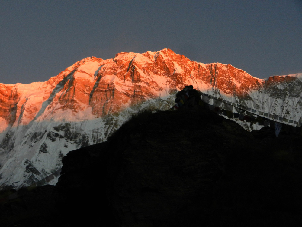 04 Sunrise on Annapurna I