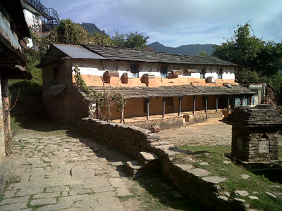 02 A fine old Gurung near the end of our trek at Naudanda