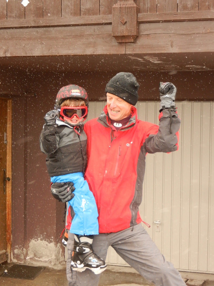 05 Alex and Grampa in the snow