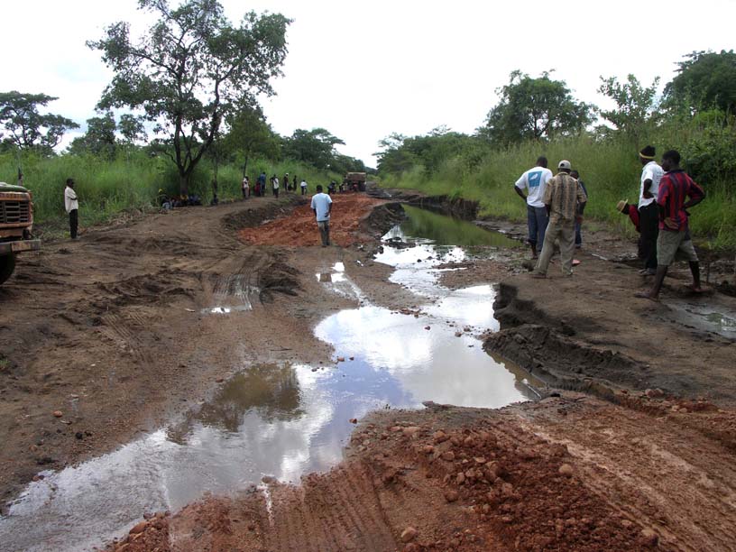 11 The road between Mambwe and Chipata