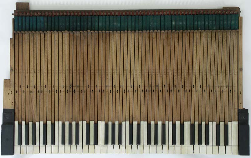 Lower-manual keyboard