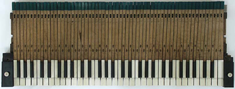 Upper-manual keyboard